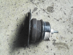 Piece-Support-moteur-droit--6faec932e3b4788ddf8364f869937a0256a1e70cc82f7fdd0be0b4d1d13bf784.JPG 2
