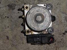 Piece-Bloc-ABS-(freins-anti-blocage)-FORD-MONDEO-2000-MONDEO-CLIPPER-2000-Titanium-Diesel-32ffe189f2968d210c6ddbe2b9169ed9bc2ecaf4f0e170f757a7583850db3c04.JPG 2