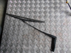 Piece-Bras-essuie-glace-avant-droit-DACIA-LOGAN-Essence-99c0a534690861b71607ec234f87b9bc258681a3ffaeebc68310b7caab44502c.JPG