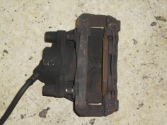 Piece-Etrier-avant-gauche-(freinage)-RENAULT-MEGANE-III-PHASE-1-Diesel-9ac5f9a27dfbee5dcccbd83937260494f864394e3d4dda994a1b392cec42e623.JPG 2