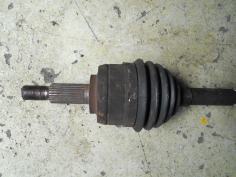 Piece-Cardan-gauche-(transmission)-RENAULT-MEGANE-III-Essence-b3831c7348d361a973977ffe7eb6d5fbaee88d61514499550d30a67f32d95ceb.JPG 2