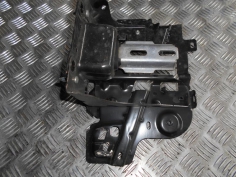 Piece--735f2a7cdc31125a17a3b48c795ee61b04202384dd4018ffe8723e0c52d34502.JPG 2