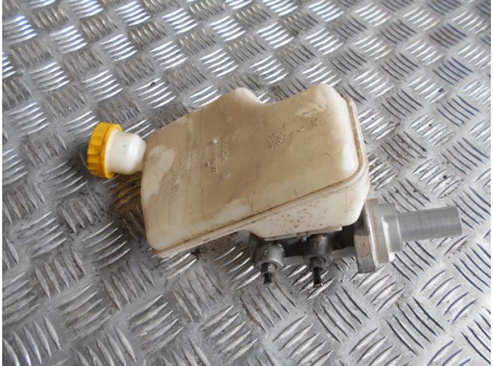 Piece-Maitre-cylindre-(freinage)-CITROEN-C3-II-PHASE-2-Diesel-c67ec0c6cb0f50c9ee71a304525e69de255f7d891ca8060669ab0afaff467afc.JPG