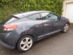 Vehicule-RENAULT-MEGANE-III-COUPE-PHASE-1-1-9-2009-063736beac4091496d55459b29cc83f38b53ba2e2c985078afe5276d402db267.JPG 2