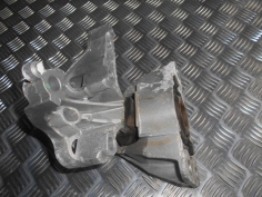 Piece--4cbb2f719d189119dc277b69f0494fbbf6fbebd77fd8ba03a60b4cbdc9e7fe6c.JPG 2