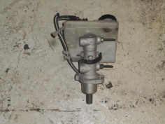Piece-Maitre-cylindre-(freinage)-PEUGEOT-206-Essence-6564306aab5cf65b80403244e784acd5e9c401a7ef684bba15b2b570a676cc59.JPG 2