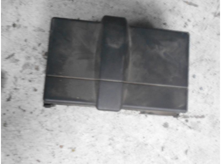 Piece-Cache-batterie-FORD-MONDEO-2000-MONDEO-CLIPPER-2000-Titanium-Diesel-e2da35e906044ba234c1a92640f86b63512ed8a1e74add519ce703b0f6b9ba5b.JPG
