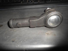 Piece-Rotule-direction-droite--203a3aaebcd37ef23d1cc4a4d21d92d2ff6410ee35f2470d4c2634bde6215ca8.JPG 2