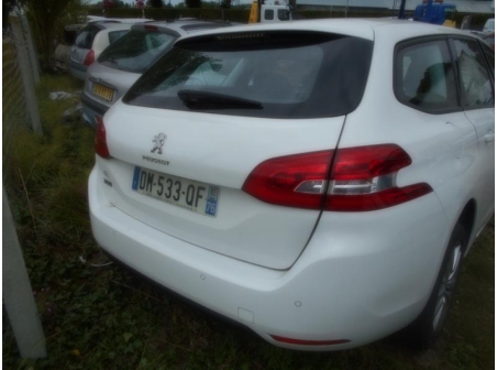 Vehicule-PEUGEOT-308-II-SW-1-6-2014-f27725a83f20947d58e1d8128f4cdfaddc043a4cae2dc7f1c1d2059dd3ebecf4.JPG