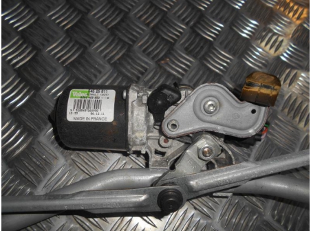 Piece-RENAULT-KANGOO-II-ESSENCE-1ad290715bcf443c70e04a3f2e96a3e9a6debf008071e31a1cdc098e42a2de3c.JPG