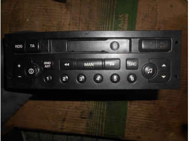 Piece-Autoradio-dorigine-CITROEN-BERLINGO-FOURGON-PH.2-Diesel-17d0e3eb6b5fe34d7c2b1e6ddb19f1f4bc2114e1923374f89e802fb789c5b934.JPG