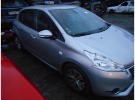 Vehicule-PEUGEOT-208-Access-1-4-2013-4d06df07239e20664f26e8c5c16f34bcda83f9c71b61209940fd9cd26522f83a.JPG