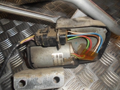 Piece-FORD-TRANSIT-1985-TRANSIT-COMBI-TOURNEO-1994-Diesel-198be7d01f88f3eb46afe43971d4436d1c6e4ca66d956d895e2fd64fb3cfe356.JPG 2