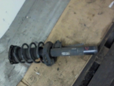 Piece-Amortisseur-avant-droit-VOLKSWAGEN-GOLF-V-Diesel-c7e8aae866085a6161a89019ba640bf8f8c727300314b4c6d7ab35edbd53356b.jpg 2