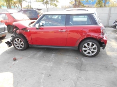 Vehicule-MINI-MINI-R56-Cooper-D-1-6-2008-acaf643b4bcc6c8b053cba887bc7b6253f8a3fed3dbab72a08ebf3e1f109e412.JPG 2