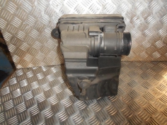 Piece-Boite-a-air-RENAULT-CLIO-II-PHASE-2-a205ca7a27de15b2278ce6c7dfa527879736f2bcc1d8e8dcc91940865d1ec97f.JPG 2