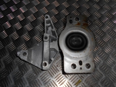 Piece--c3af67a7000b447c4530c294368935624ed8191a5fe9e219c9477f43442b2472.JPG 2