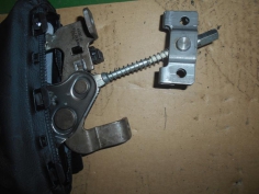 Piece-Levier-frein-a-main-ALFA-ROMEO-MITO-Distinctive-Essence-1857e66e5d31e56fa63cd6396845b3ce14f1fb01d387086bf4d263a593d7e134.JPG 2