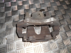 Piece-Etrier-avant-droit-(freinage)-410014752R-RENAULT-CLIO-IV-Diesel-5e8ffef9e393f25511675e6856ef71c3c1e87ef2d42f3dd7820478072955948f.JPG 2