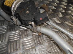 Piece-Mot.-essuie-glace-avant--f4d2c302322679d6442668dc4b5a8ddb1a188aecde1652ee45932a707790681d.JPG 2