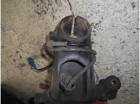 Piece-Moyeu-avant-gauche-CITROEN-C3-Essence-e389a2df4a62e1d36cb93310334b3faad6e3c41d7d0e0dae8480084c5ee2d434.JPG