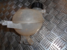 Piece-Vase-dexpansion-9800777280-CITROEN-C3-DERIV-1.6-BLUE-HDI-75-DIESEL-89bd647f2cd864790fca7b6a671d9ba3f9ad0dcde2a4b7fa21cb8eb96e932371.JPG 2