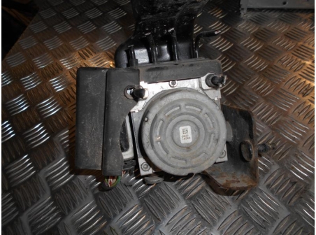 Piece-Bloc-ABS-(freins-anti-blocage)-1616763480-CITROEN-C3-DERIV-1.6-BLUE-HDI-75-DIESEL-53ced2204b0523b74c738d2560f39d04b080c9d2c64b0bb250f29f7ca255ddf9.JPG