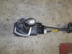 Piece-Tringlerie-boite--54c8b99a3c2555c594712828217bc6c14240e46425d7ec8bd2b811e13a916553.JPG 2