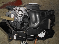 Piece-Bloc-chauffage-NISSAN-NOTE-PHASE-1-Essence-2b9ec5797102ae3f9e8641bdbf8b717b8f1b905ce3635f507609dad3b89e6875.JPG 2