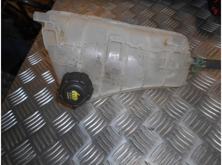 Piece-Vase-dexpansion-RENAULT-KANGOO-Diesel-53bb48ee910f9eef3921dbe0a446494eed15bf06c7bb7436fb0b7da67fd2be09.JPG