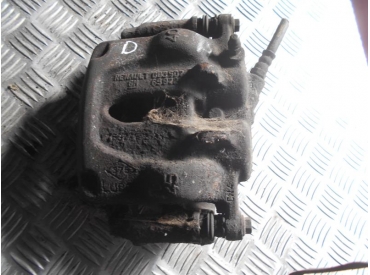 Piece-Etrier-avant-droit-(freinage)-RENAULT-TRAFIC-CHASSIS-CABINE-PHASE-2-Diesel-b1ed5c0efce3df29bc1e3444273359ae288a75e1516f85f9a4a4eb64a2a25621.JPG