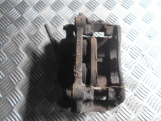 Piece-Etrier-avant-droit-(freinage)-RENAULT-TRAFIC-CHASSIS-CABINE-PHASE-2-Diesel-b1ed5c0efce3df29bc1e3444273359ae288a75e1516f85f9a4a4eb64a2a25621.JPG 2