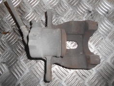 Piece-Etrier-avant-droit-(freinage)-CITROEN-C3-PHASE-2-Diesel-e88854822d2bc7567750af8005d4b1f9f7345a15066e6dc241e544cb3072ea76.JPG 2