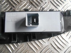 Piece-Interrupteur-de-leve-vitre-(Bloc-complet)-SEAT-ALTEA-Freetrack-4WD-Diesel-e66e4e52dadc41ae7f7ec3519b462f7fc928234003db30ddaa6d036e8daa7bc8.JPG 2