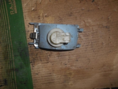 Piece-Optique-avant-secondaire-droit-(feux)(clignotant)--9b01c6c15b39e6e14f9a9c118139387ffc6c6d78f70e9dfb7512a0ee57c9ed84.JPG 2