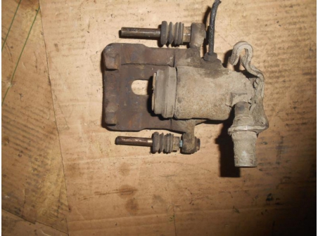 Piece-Etrier-arriere-gauche-(freinage)-PEUGEOT-807-PHASE-2-Diesel-71eaf139532d265e31854ed7818aba53e05d24630ea4760edb5bee7b84c634a2.JPG