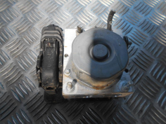 Piece-RENAULT-CLIO-IV-Diesel-53aabb53534f96ad644f5c1af14505a22d57df939f8620eb6d459ab45ca5901f.JPG 2