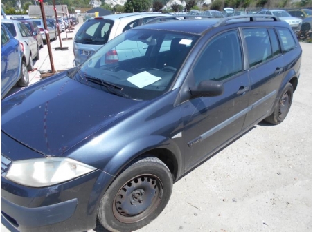 Vehicule-RENAULT-MEGANE-II-ESTATE-PHASE-1-1-9-2005-93363533539dfd164152cf1de9eacaf607d9d16d9312a2a0244350df7840730d.JPG