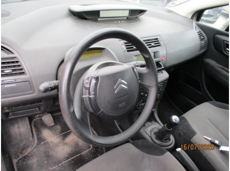 Vehicule-CITROEN-C4-1-6-2005-7869059f0ee2342737458b7f084a99442f5afc1f52f2b9a97642ff1e48a31bfd.JPG