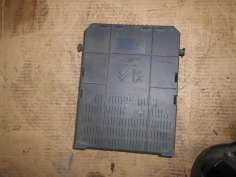 Piece-Boitier-BSI-PEUGEOT-308-Diesel-8474be7e400a2c129ccf0f2f5568d9ae688bb0ae6db4710043c099bbf81896cb.JPG 2