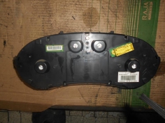 Piece-Compteur-PEUGEOT-308-Diesel-fe349ae25e9f624369fe54a2e1ffd85e849579d92c600919fcc57af4371e7acb.JPG 2