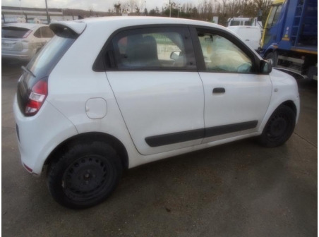 Vehicule-RENAULT-TWINGO-III-1-2017-bd308ddd7b9b638608e370ddc0cc4c2bc1a55ea913b4c3934a48854db1e60e47.JPG