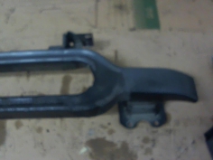 Piece-Renfort-pare-choc-avant-(traverse)--230f993fd5a954d8e827c9554278aed90bf7a581f30d671214f6615346d4454a.jpg 2