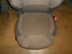 Piece-CITROEN-C3-II-PHASE-2-Diesel-28c2c347898456ceeda7eac0a510b1c1b3ee10fe0f47458a7ea3208841faac4a.JPG 2