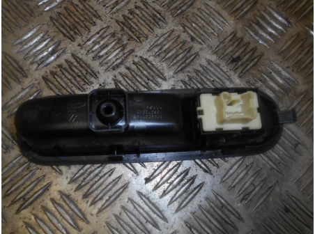 Piece-RENAULT-TWINGO-III-Essence-ec5e7ad99d0acb4d41170e27d3ec651d01b7d9e08cf1ed41ce3434ffb7abf941.JPG