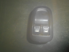 Piece-Interrupteur-de-leve-vitre-PEUGEOT-206-Diesel-15d4fdab5a62cebc8e64a1d4b0b90504f3f9ebf8db32a526b6d6a93ada2302f0.JPG