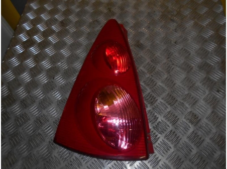 Piece-PEUGEOT-107-Essence-40977c31aba084bba6a30bc6e1da0eb3643939cd37a8fbae19d7b7b2c87f4128.JPG