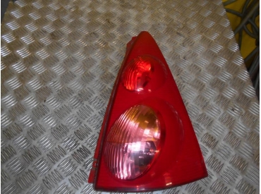 Piece-PEUGEOT-107-Essence-1909d376c42c7ce31c91134eac535dbb1078d90922ffec57b634bd8cc9e309bc.JPG