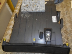 Piece-RENAULT-MEGANE-IV-ESTATE-ESSENCE-4eb978e26b767cbc31267d9675b5c7e9705a5a35a247ba4c9987bd5f17ab20c4.JPG 2