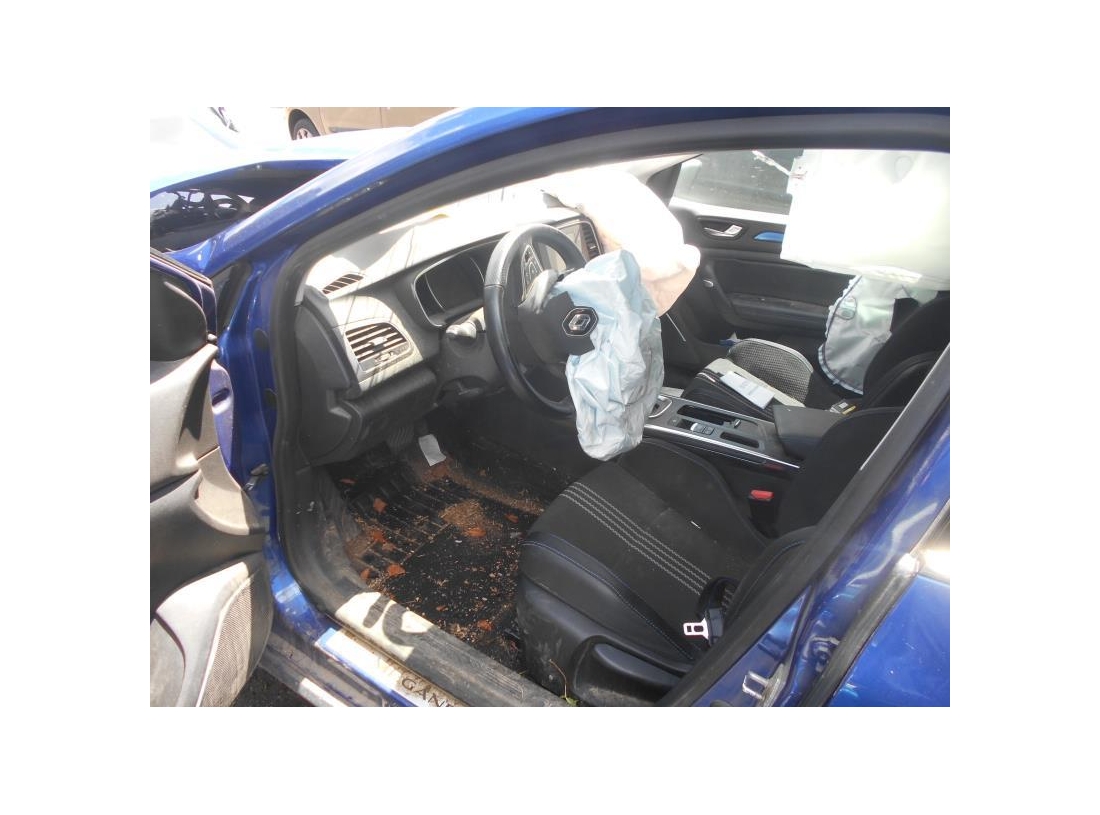 Vehicule-RENAULT-MEGANE-IV-1-2-2016-a703dc4696e8f52a6d7e5290f0b3480252024248a27b52cc565664dcce15cb59.JPG Vehicule-RENAULT-MEGANE-IV-1-2-2016-a703dc4696e8f52a6d7e5290f0b3480252024248a27b52cc565664dcce15cb59.JPG